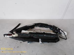 Usagé Airbag plafond gauche Peugeot 206 (2A/C/H/J/S) 1.4 16V Prix sur demande proposé par Fa. Klijnstra & Zn. VOF