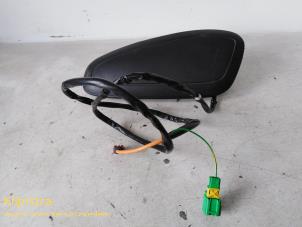 Used Seat airbag (seat) Peugeot 206 Price on request offered by Fa. Klijnstra & Zn. VOF
