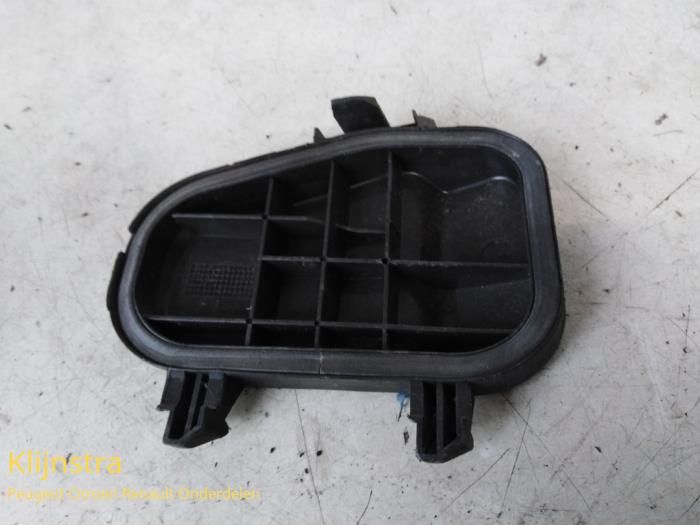 Usagé Divers Peugeot 206 (2A/C/H/J/S) 1.4 XR,XS,XT,Gentry Prix sur demande proposé par Fa. Klijnstra & Zn. VOF