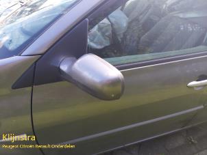 Used Wing mirror, left Renault Megane II (BM/CM) 1.5 dCi 105 Price € 39,00 Margin scheme offered by Fa. Klijnstra & Zn. VOF