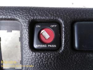 Usagé Airbag commutateur Peugeot 206 (2A/C/H/J/S) 1.4 16V Prix sur demande proposé par Fa. Klijnstra & Zn. VOF