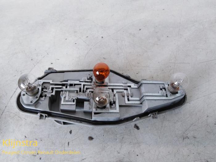 Feu Arrière Gauche PEUGEOT 307 89023238