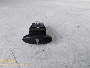 Begagnade Larmsensor Citroen C5 I Break (DE) 2.0 16V Pris på förfrågan erbjuds av Fa. Klijnstra & Zn. VOF