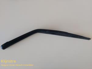 Used Rear wiper arm Renault Kangoo (KC) 1.6 16V Price on request offered by Fa. Klijnstra & Zn. VOF