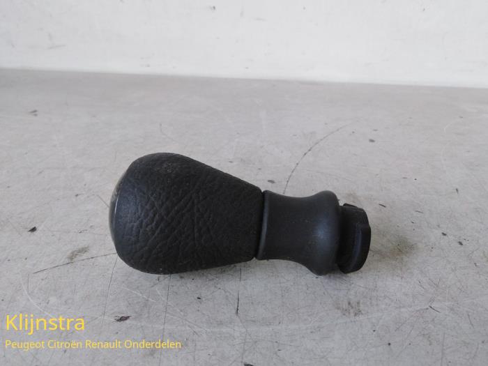 Gear stick knob Peugeot 406 2403AP Fa. Klijnstra & Zn. VOF