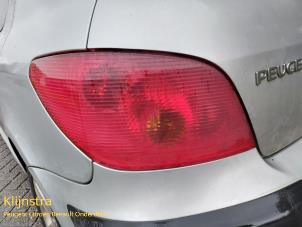 Gebrauchte Rücklicht links Peugeot 307 (3A/C/D) 2.0 16V Preis auf Anfrage angeboten von Fa. Klijnstra & Zn. VOF