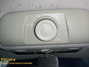 Used Sunroof switch Renault Laguna II Grandtour (KG) 1.9 dCi 130 Price on request offered by Fa. Klijnstra & Zn. VOF