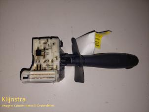 Used Wiper switch Renault Clio II (BB/CB) 1.2 16V Price on request offered by Fa. Klijnstra & Zn. VOF