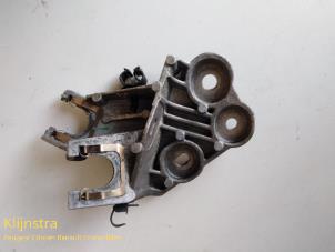 Used Support (miscellaneous) Citroen C4 Berline (LC) 2.0 HDi 16V 138 Price on request offered by Fa. Klijnstra & Zn. VOF