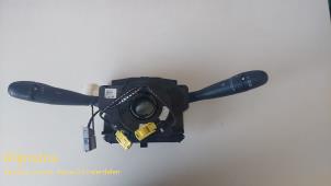 Used Steering column stalk Peugeot 206 (2A/C/H/J/S) 1.4 HDi Price on request offered by Fa. Klijnstra & Zn. VOF