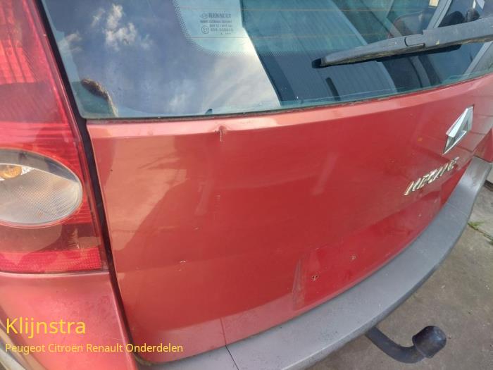 Tailgate from a Renault Megane II Grandtour (KM) 1.9 dCi 120 2004