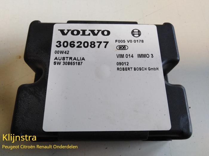Komputer sterowania silnika z Volvo S40 (VS) 1.9 D 102 2001