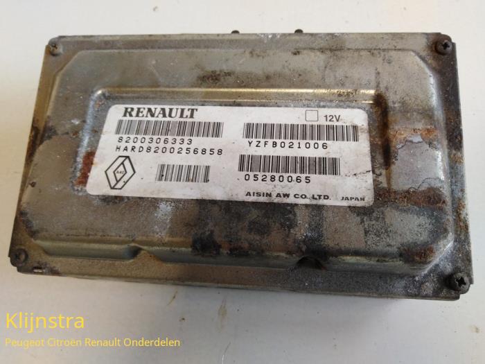 Used Engine management computer Renault Espace (JK) 3.5 V6 24V Phase II Price on request offered by Fa. Klijnstra & Zn. VOF