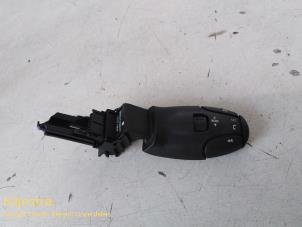 Used Steering wheel mounted radio control Peugeot 5008 I (0A/0E) 1.6 THP 16V Price € 15,00 Margin scheme offered by Fa. Klijnstra & Zn. VOF