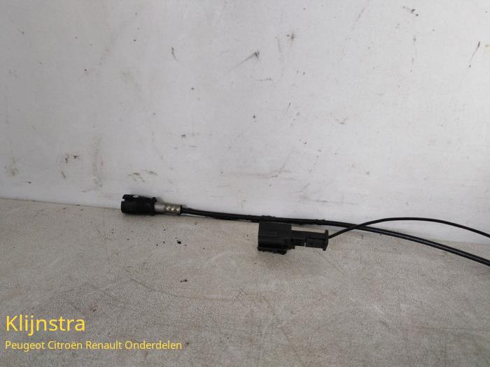 Antenna from a Peugeot 206 (2A/C/H/J/S) 1.6 16V 2005