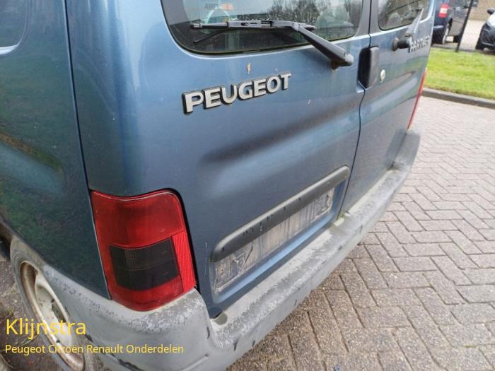 Portière arrière camionnette d'un Peugeot Partner 1.9 D 1999