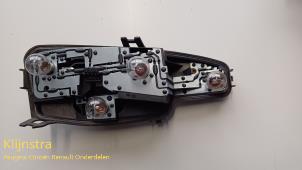 Usagé Circuit imprimé feu arrière droit Peugeot 308 SW (4E/H) 1.6 VTI 16V Prix sur demande proposé par Fa. Klijnstra & Zn. VOF
