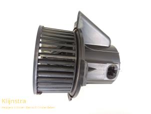 Used Heating and ventilation fan motor Peugeot 307 SW (3H) 2.0 HDi 135 16V FAP Price on request offered by Fa. Klijnstra & Zn. VOF