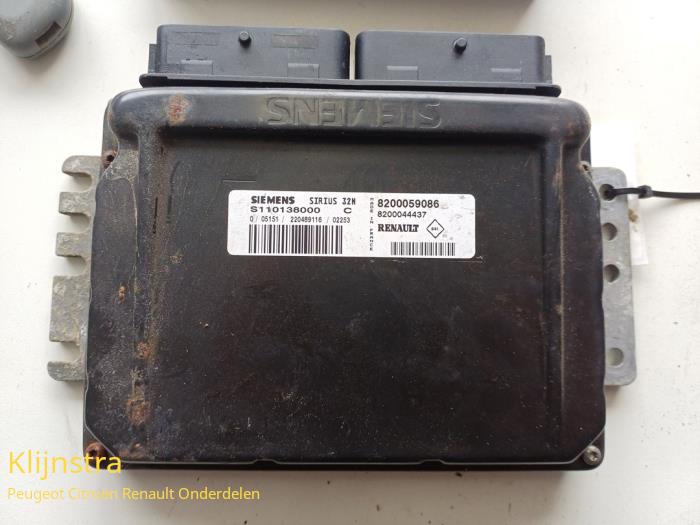 Engine management computer from a Renault Twingo (C06) 1.2 2002
