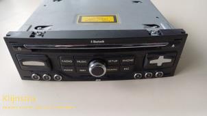 Używane Radioodtwarzacz CD Peugeot 3008 Cena € 150,00 Procedura marży oferowane przez Fa. Klijnstra & Zn. VOF