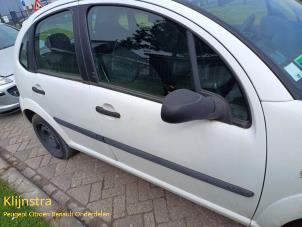 Used Front door 4-door, right Citroen C3 (FC/FL/FT) 1.4 HDi Price on request offered by Fa. Klijnstra & Zn. VOF