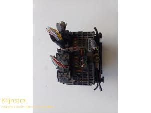 Used Fuse box Peugeot 407 SW (6E) 1.6 HDiF 16V Price on request offered by Fa. Klijnstra & Zn. VOF