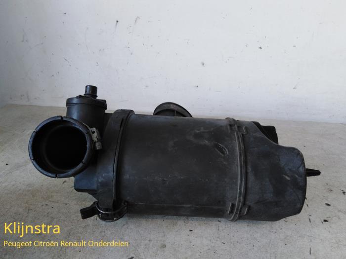 Begagnade Luftfilterhus Citroen Saxo 1.6 VTR Pris € 60,00 Marginaltabell erbjuds av Fa. Klijnstra & Zn. VOF