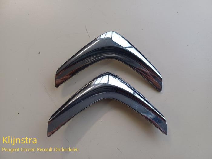 Używane Emblemat Citroen C3 (SC) 1.6 HDi 92 Cena na żądanie oferowane przez Fa. Klijnstra & Zn. VOF
