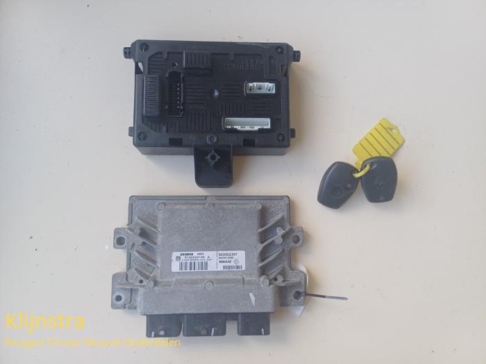 Used Engine management computer Renault Clio III (BR/CR) 1.2 16V 75 Price on request offered by Fa. Klijnstra & Zn. VOF