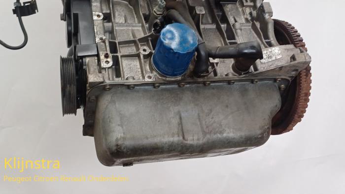 Motor van een Citroën Xantia (X2/X7) 1.6i SX 1994