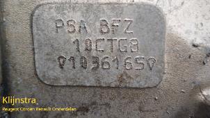 Motor van een Citroën Xantia (X2/X7) 1.6i SX 1994