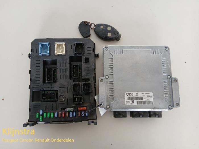 Used Engine management computer Citroen C5 II Break (RE) 2.2 HDiF 16V Price € 150,00 Margin scheme offered by Fa. Klijnstra & Zn. VOF