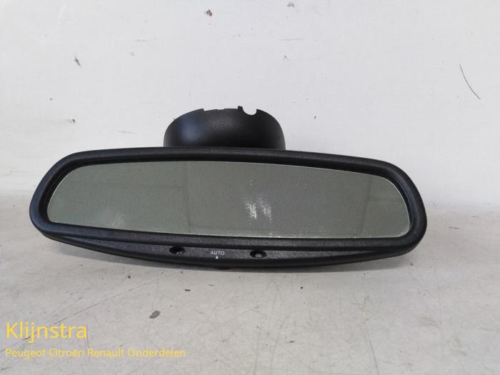 Usados Retrovisor interior Peugeot 607 (9D/U) 2.7 HDi V6 24V Precio € 85,00 Norma de margen ofrecido por Fa. Klijnstra & Zn. VOF