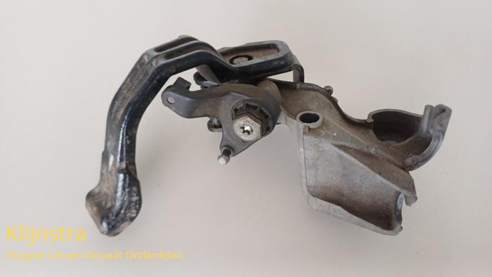 Gebrauchte Schaltbox Peugeot Expert Preis € 145,00 Margenregelung angeboten von Fa. Klijnstra & Zn. VOF