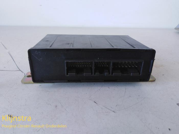 Used Convertible computer Peugeot 306 (7D) 1.8 Price € 250,00 Margin scheme offered by Fa. Klijnstra & Zn. VOF