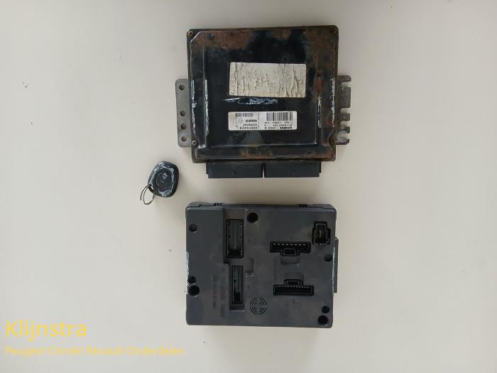 Used Engine management computer Renault Scénic I (JA) 1.6 16V Price € 150,00 Margin scheme offered by Fa. Klijnstra & Zn. VOF