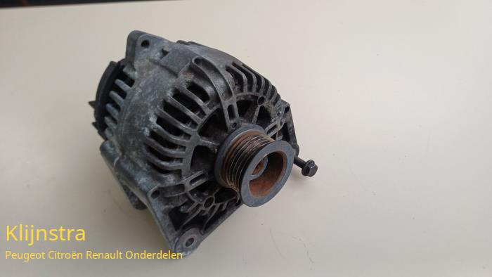 Gebrauchte Dynamo Renault Megane III Grandtour (KZ) Preis € 75,00 Margenregelung angeboten von Fa. Klijnstra & Zn. VOF