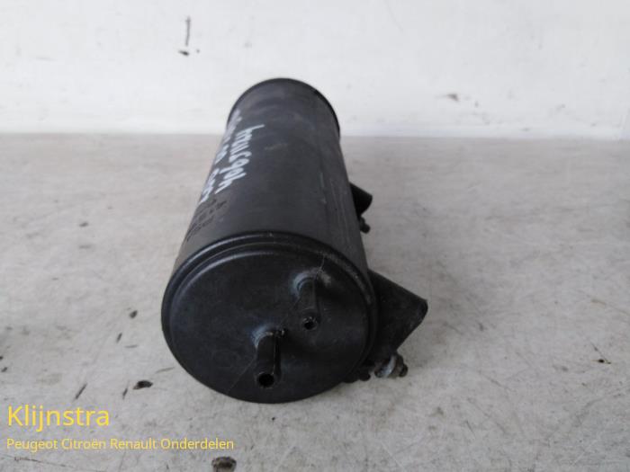 Używane Filtr weglowy Peugeot 206 (2A/C/H/J/S) 2.0 GTI 16V Cena € 45,00 Procedura marży oferowane przez Fa. Klijnstra & Zn. VOF