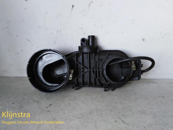 Gebrauchte Luftfiltergehäuse Citroen Saxo 1.1i X,SX Preis € 50,00 Margenregelung angeboten von Fa. Klijnstra & Zn. VOF
