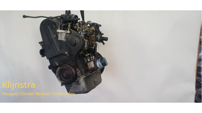 Używane Silnik Peugeot 406 (8B) 1.9 dt Cena € 1.350,00 Procedura marży oferowane przez Fa. Klijnstra & Zn. VOF