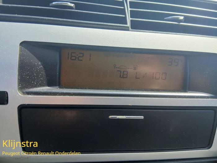 Begagnade Innerdisplay Citroen C4 Berline (LC) 1.6 16V Pris på förfrågan erbjuds av Fa. Klijnstra & Zn. VOF