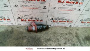 Usagé Injecteur (injection essence) Renault Twingo (C06) 1.2 Prix € 20,00 Règlement à la marge proposé par Autodemontage M.J. Rutte B.V.