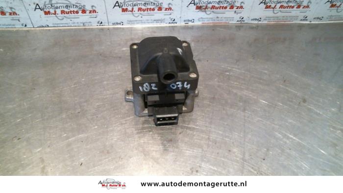 Gebrauchte Zündspule Volkswagen Polo III (6N1) 1.3i 55 Preis € 20,00 Margenregelung angeboten von Autodemontage M.J. Rutte B.V.