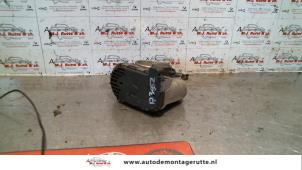Used Throttle body Mercedes CLK (W208) 2.3 230K 16V Price on request offered by Autodemontage M.J. Rutte B.V.