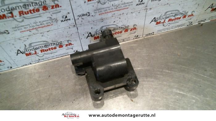 Usagé Bobine Toyota Corolla (E11) 1.3 16V Prix sur demande proposé par Autodemontage M.J. Rutte B.V.