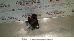 Gebrauchte Vakuumventil Peugeot 107 1.0 12V Preis auf Anfrage angeboten von Autodemontage M.J. Rutte B.V.
