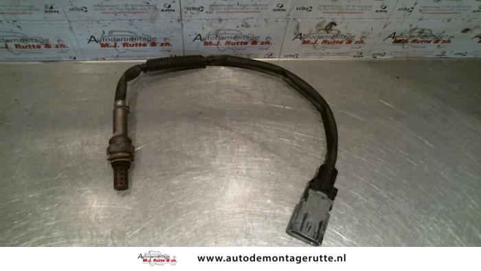 Usados Sonda Lambda Kia Sorento I (JC) 3.3 V6 24V Precio de solicitud ofrecido por Autodemontage M.J. Rutte B.V.