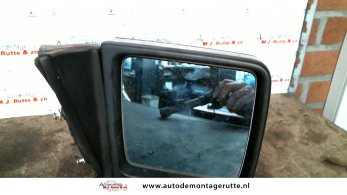 Wing mirror, right from a Mercedes E-Klasse 1987
