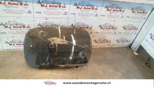 Used Mirror glass, right Fiat Doblo Cargo (223) 1.9 D Price on request offered by Autodemontage M.J. Rutte B.V.