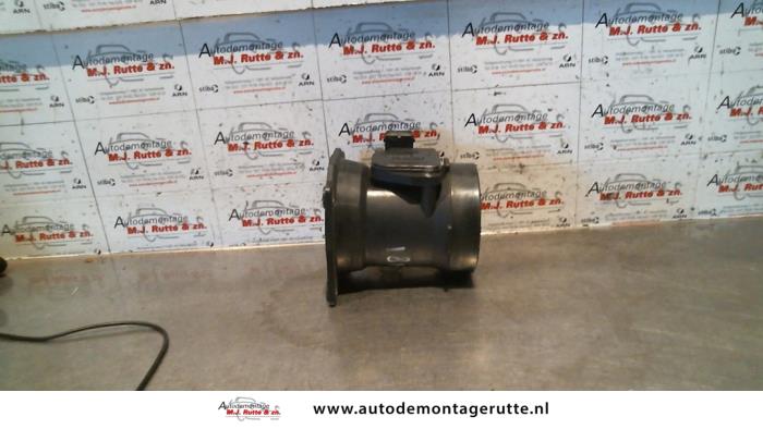 Gebrauchte Luftmassenmesser Audi A6 Quattro (C5) 2.8 V6 30V Preis auf Anfrage angeboten von Autodemontage M.J. Rutte B.V.